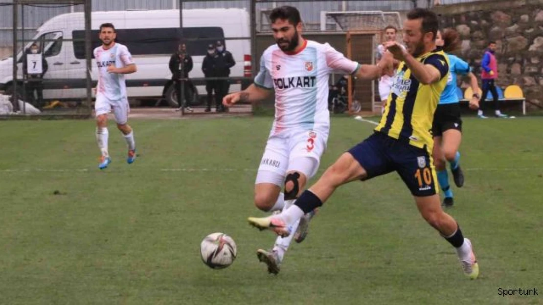 TFF 3. Lig: Belediye Derincespor: 1 - Karşıyaka: 1