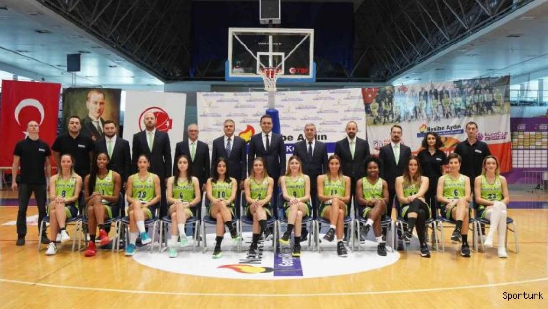 Yılın en iyi çıkış yapan takımı Nesibe Aydın