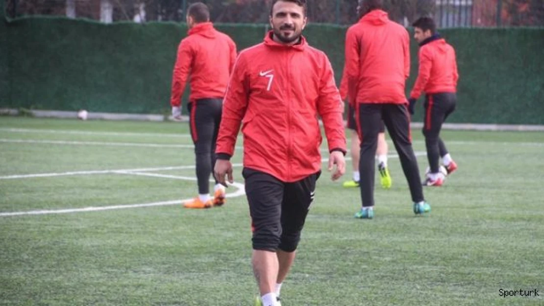 Ramazan Bal Çayırovaspor'dan ayrıldı