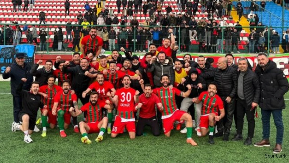 Beylerbeyispor FK zirvenin yeni sahibi