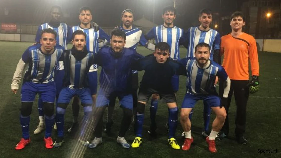 'Sezonluk 3 bin liraya futbolcu bulamıyoruz'