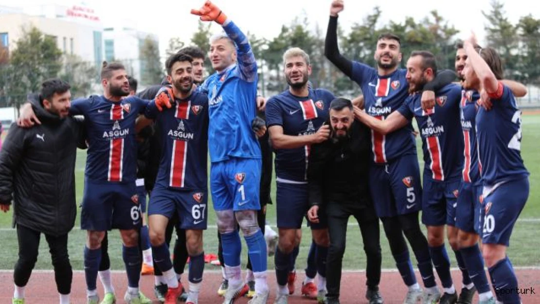 Sultangazispor seriyi sürdürdü 