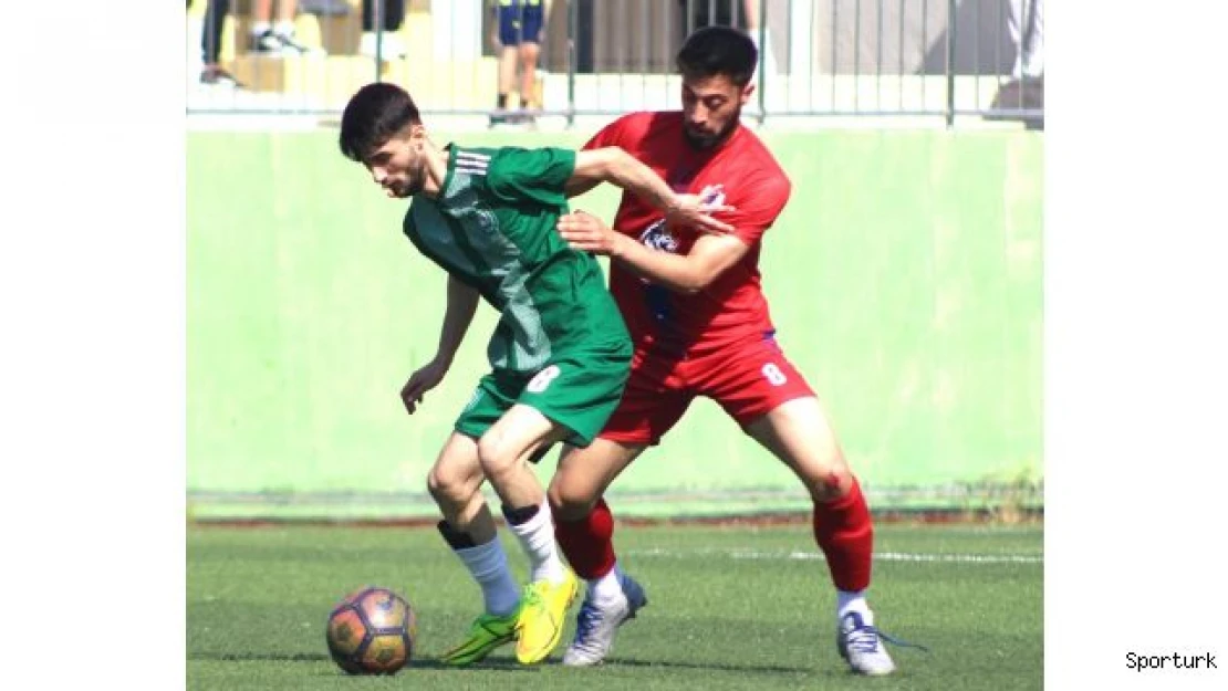 Esenkent Bolluca'ya acımadı: 4-1