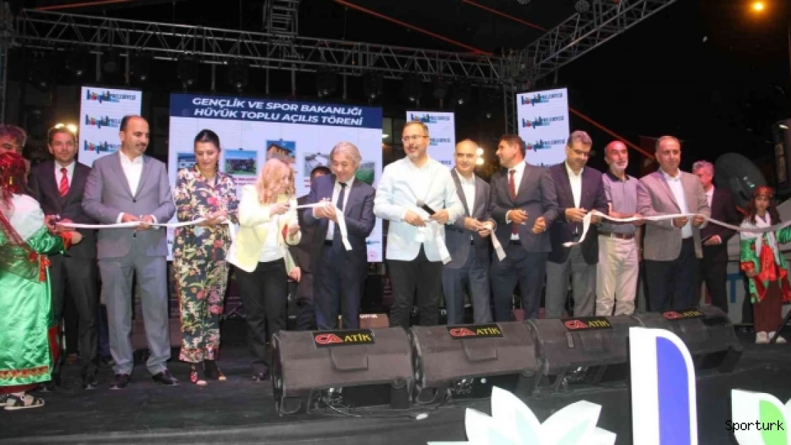 Bakan Kasapoğlu Gençlik ve Tarım Kampı'nın açılışını yaptı