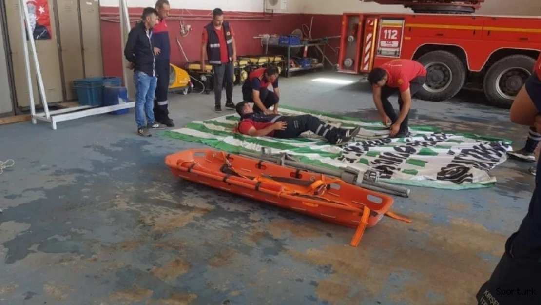 Belediye personelinin Kırşehir FK bayrağına basmasına kulüp başkanından tepki