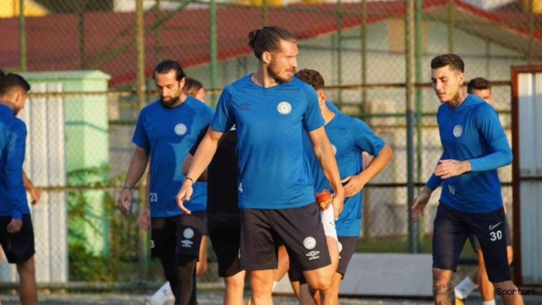 Çaykur Rizespor, iki günlük iznin ardından antrenmanlara başladı