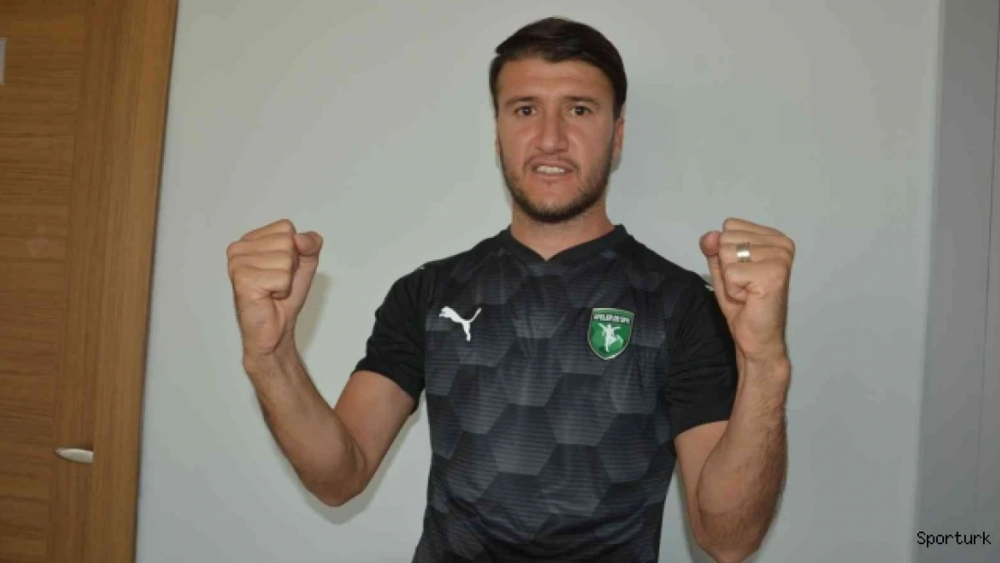 Efeler 09 SFK, Deniz'i renklerine bağladı