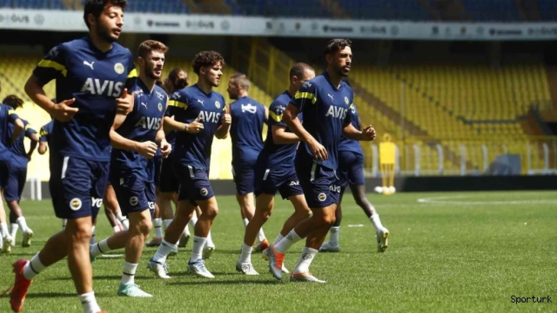 Fenerbahçe, Dinamo Kiev maçına statta çalıştı