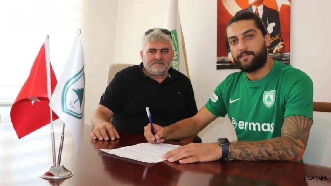 Kaan Aşnaz Muğlaspor'a imza attı