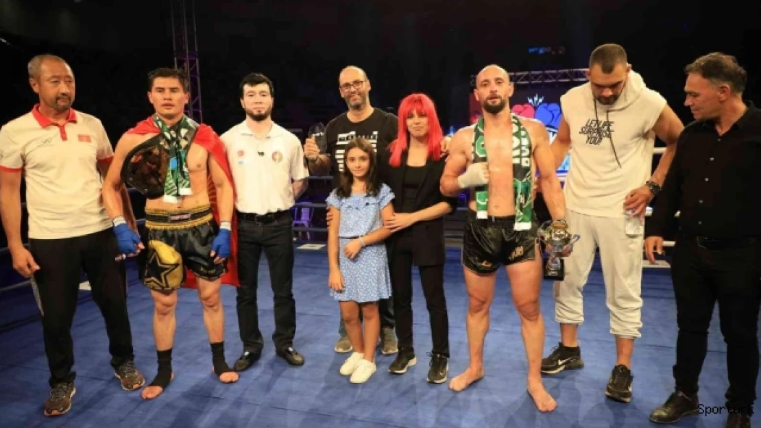 Kocaeli'de kick boks coşkusu yaşandı