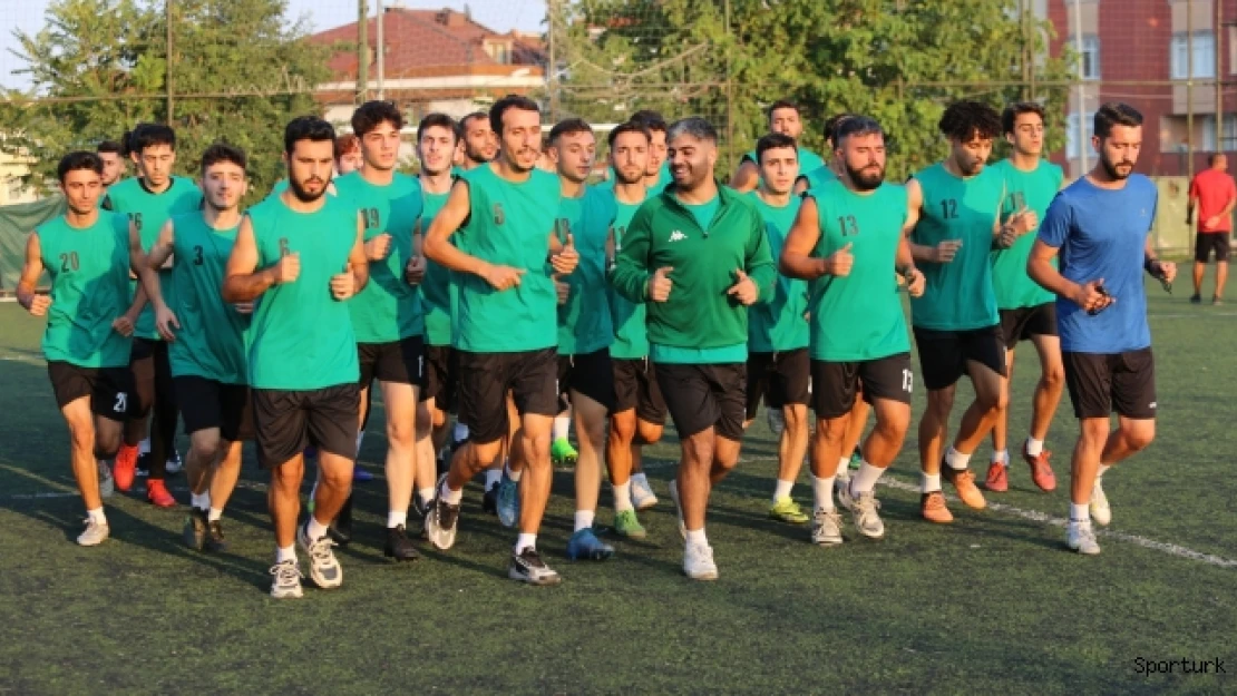 Küçükköyspor Turan Kuş yönetiminde sezonu açtı