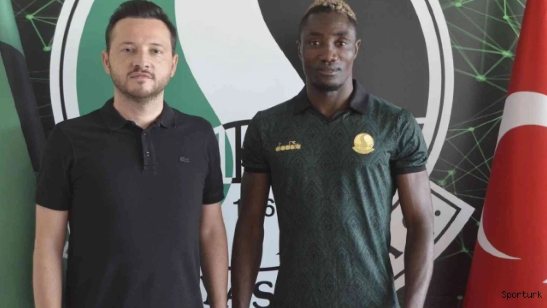 Sakaryaspor, Patrick Banza ile sözleşme imzaladı