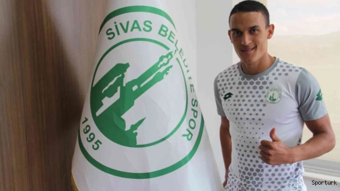 Sivas Belediyespor, Hakan Demirci'yi kadrosuna kattı