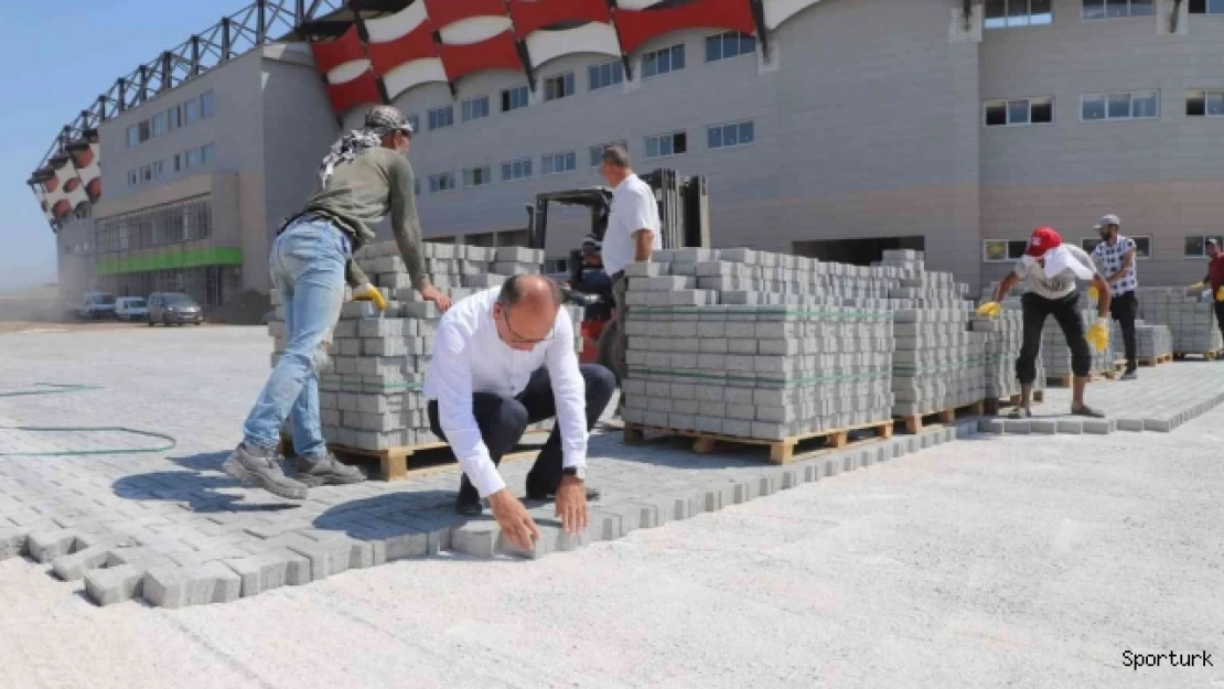 Turgutlu Stadyumunda sona yaklaşılıyor