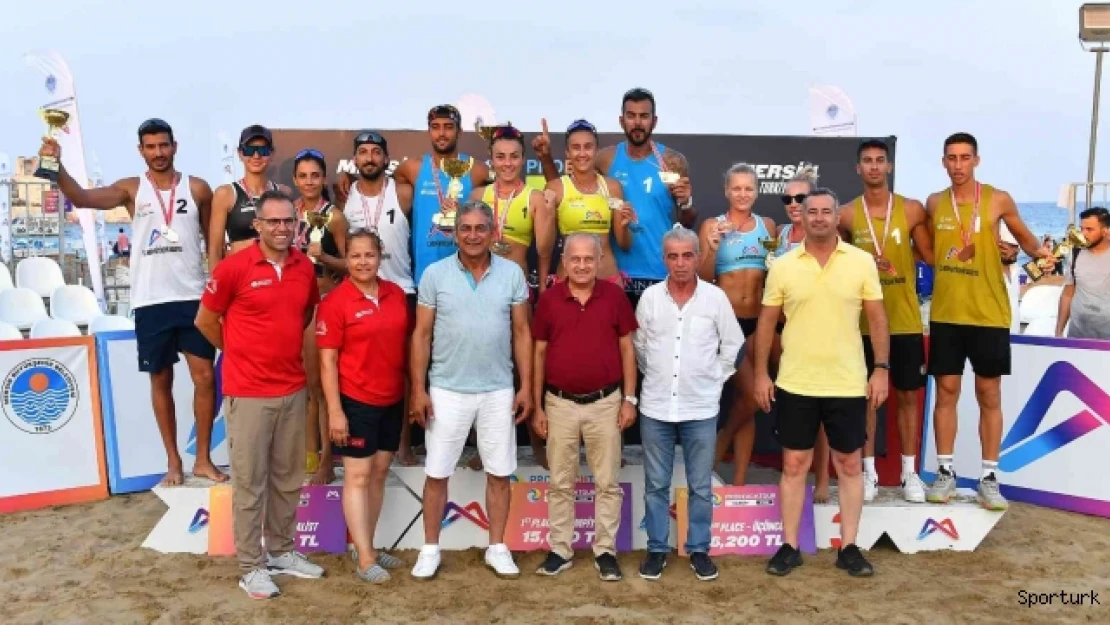 'Pro Beach Tour Plaj Voleybolu Mersin Etabı' sona erdi