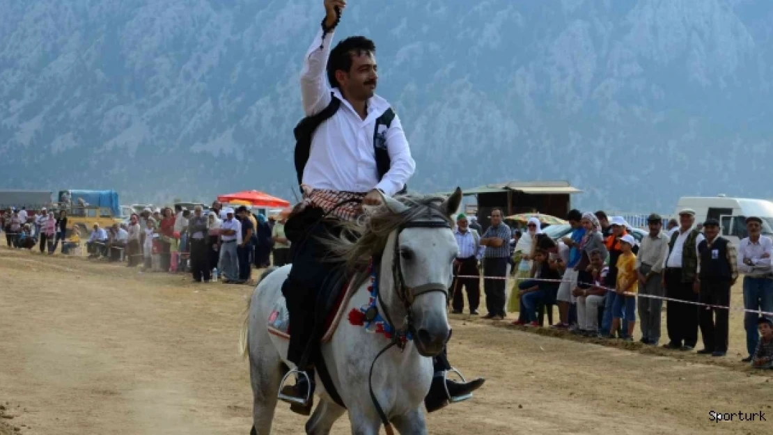 Antalya'da rahvan atlar nefes kesecek