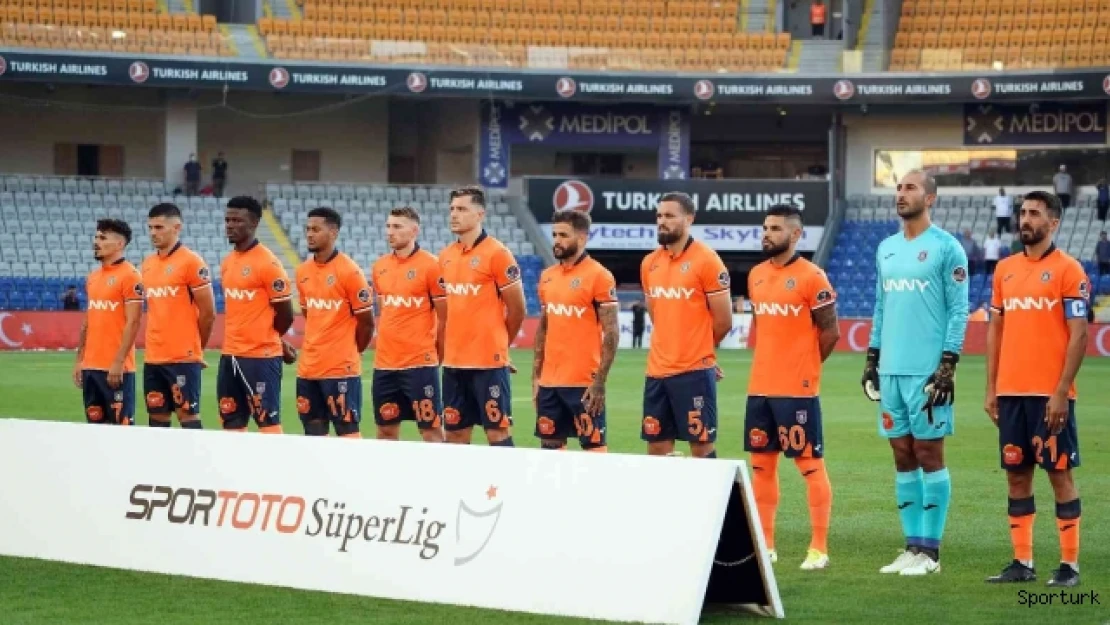 Başakşehir'de 2 yeni isim 11'de