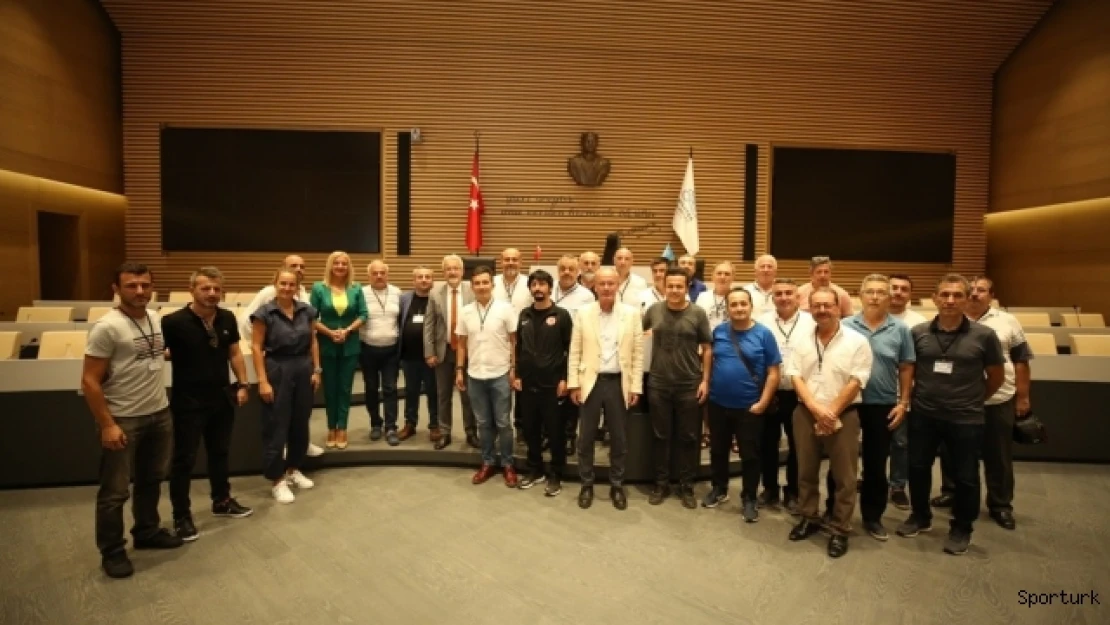 Başkan Erdem: Amatör spor kulüplerini ayakta tutmak için çalışıyoruz