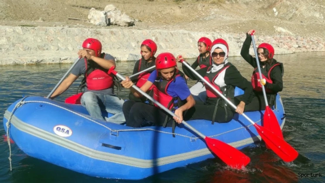 Bozok yaylasında rafting heyecanı