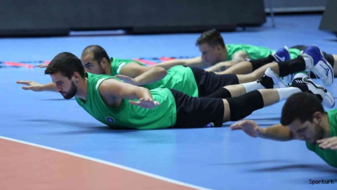 Bursa Büyükşehir Belediyespor Erkek Voleybol Takımı yeni sezon hazırlıklarına devam ediyor