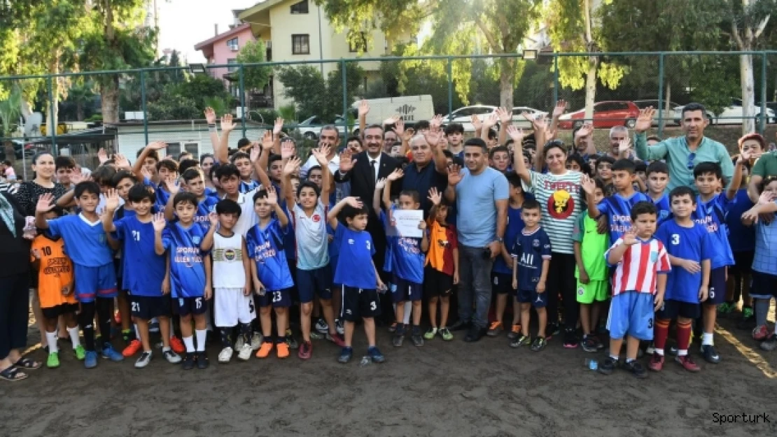 Çukurova Belediyesi Yaz Spor Okullarında sertifika heyecanı