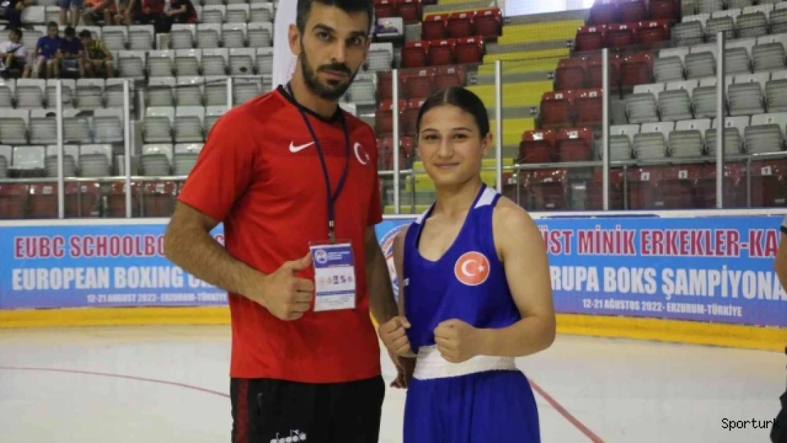 Demir yumruk Sıla, Avrupa Boks Şampiyonasında finale yükseldi