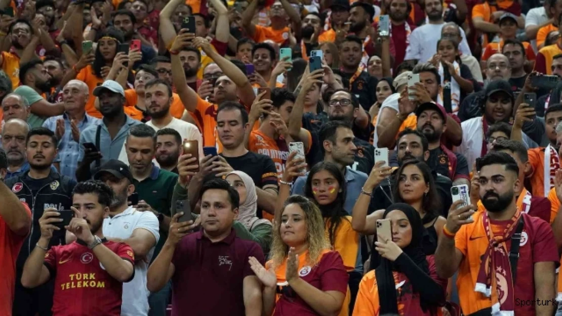 Galatasaray - Giresunspor maçını 45 bin 484 taraftar izledi
