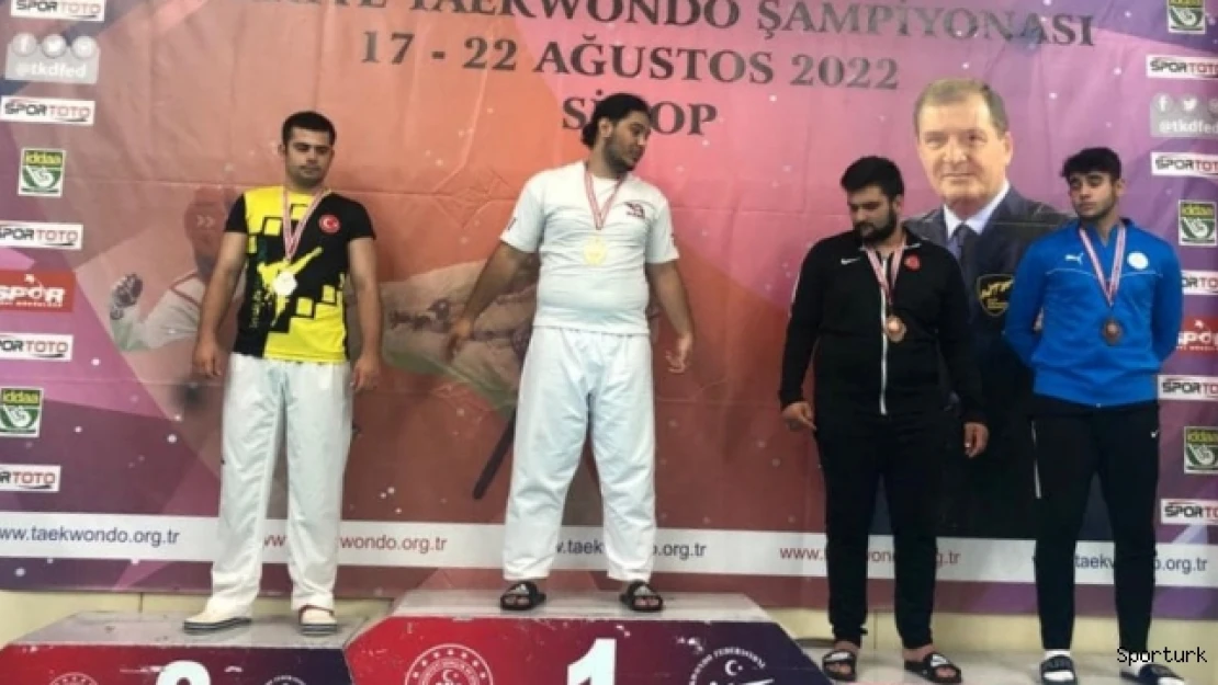 Gölcük Belediyespor başarılara doymuyor