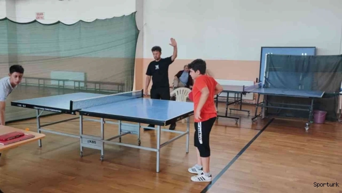 Gönen'de çocuklar Kuran kursu sonu spor yaptılar