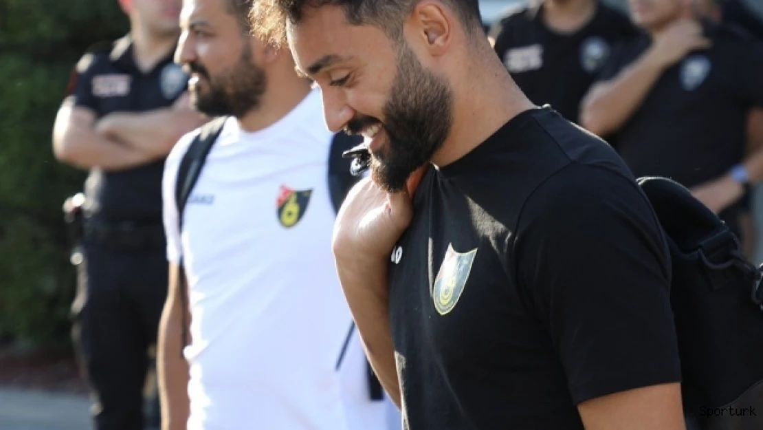 İstanbulspor Kayseri'ye geldi