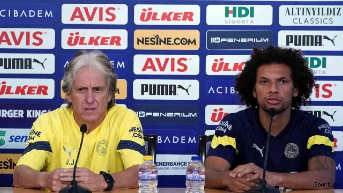 Jorge Jesus: &quotGruplara kalmayı garantilemek istiyoruz"