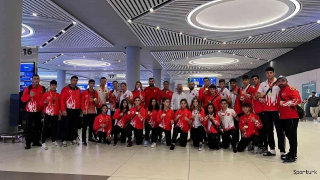 Muaythai Dünya Şampiyonası'nda Türk gençlerinden müthiş başarı