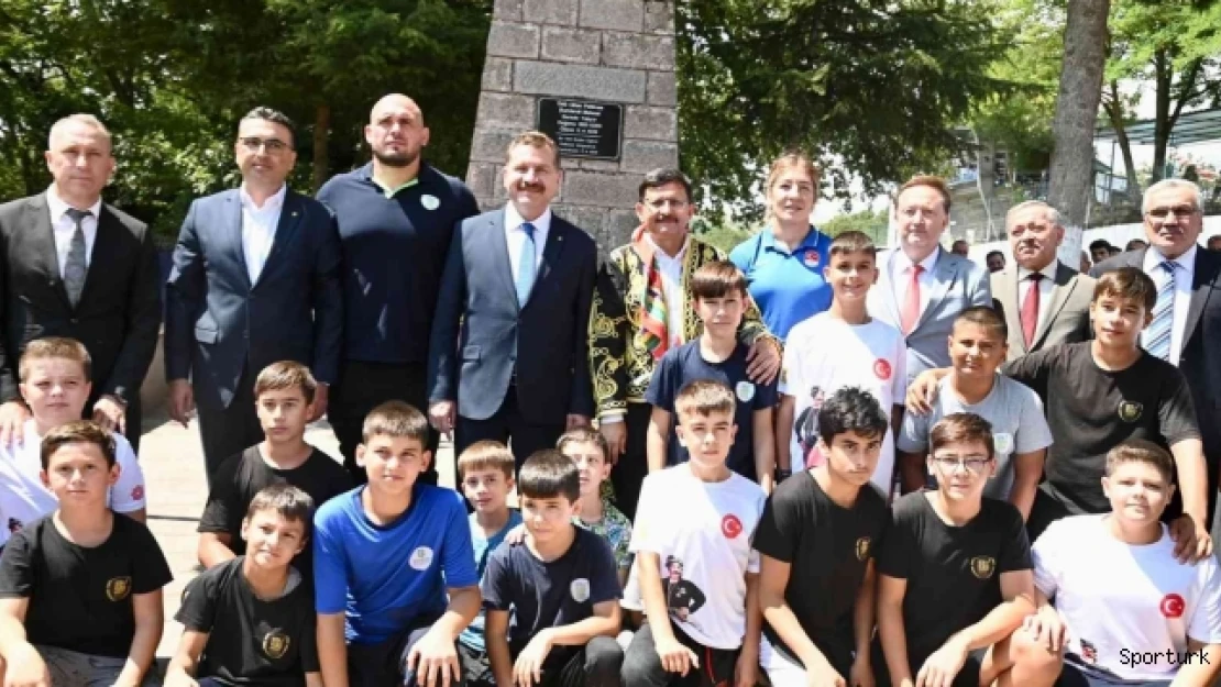 Pehlivanlar Kurtdere'de kol bağladı