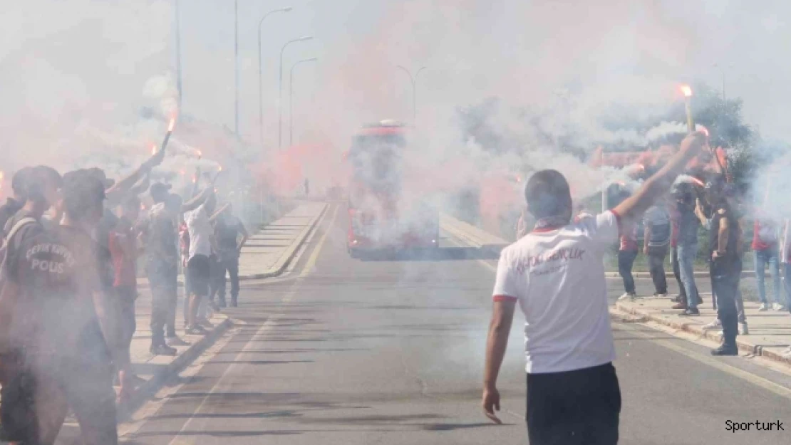 Sivasspor'a coşkulu uğurlama