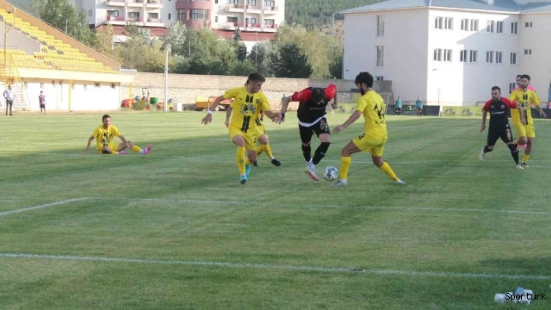 24Erzincanspor Bayburt'tan 3 puanla döndü