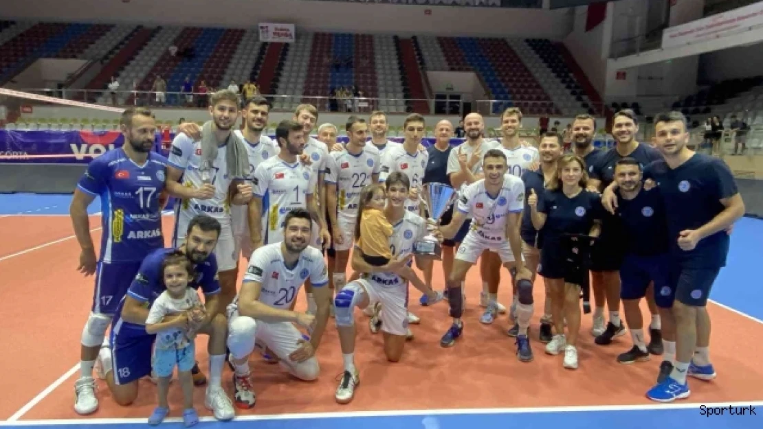 8. TSYD İzmir Voleybol Turnuvası: Arkas: 3 - Altekma: 1