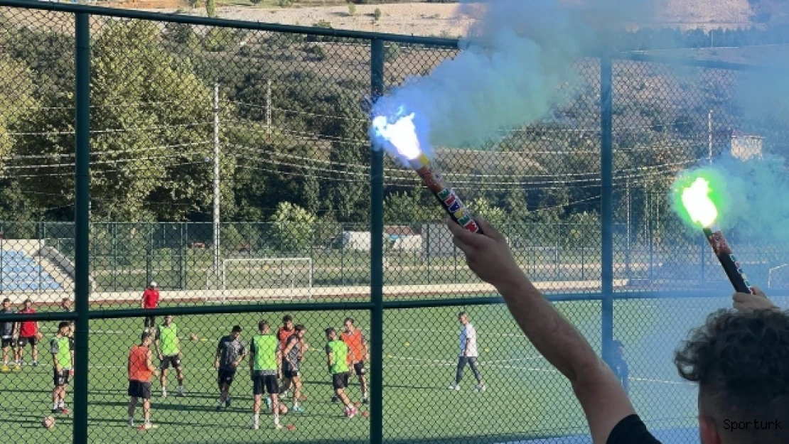 Belekoma Tayfa taraftar grubundan zorlu maç öncesi takıma tam destek