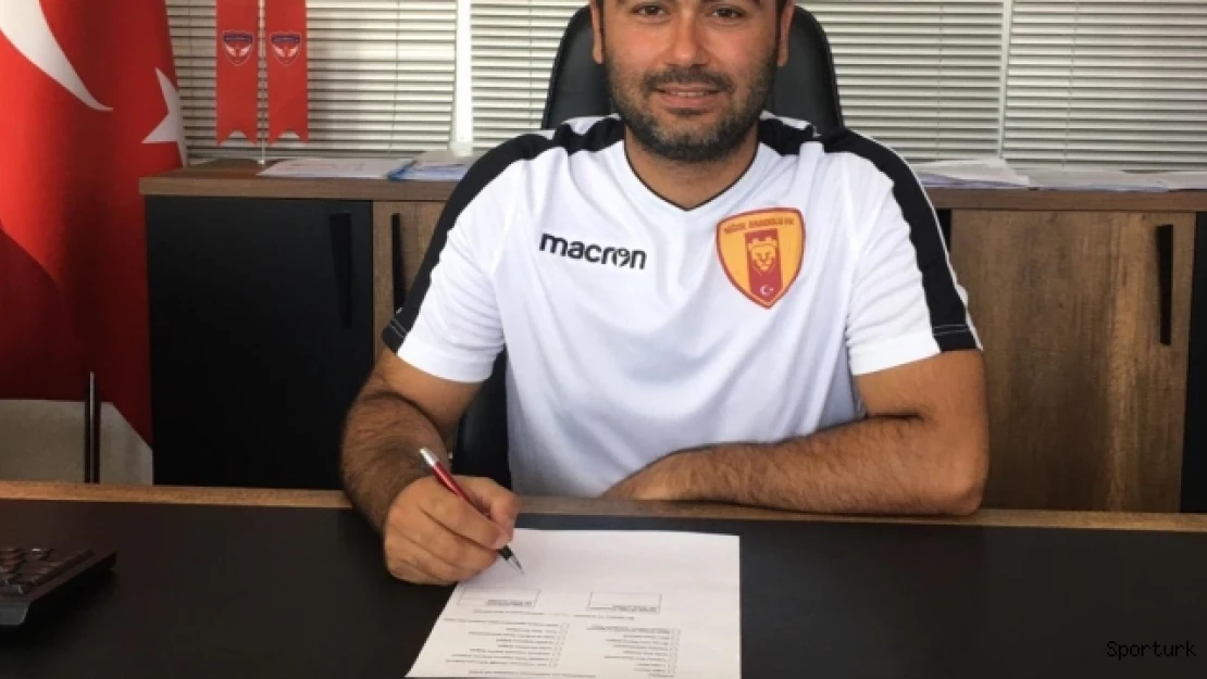 Berkcan Biratan Niğde Anadolu Fk'nın yardımcı antrenörü olarak göreve başladı