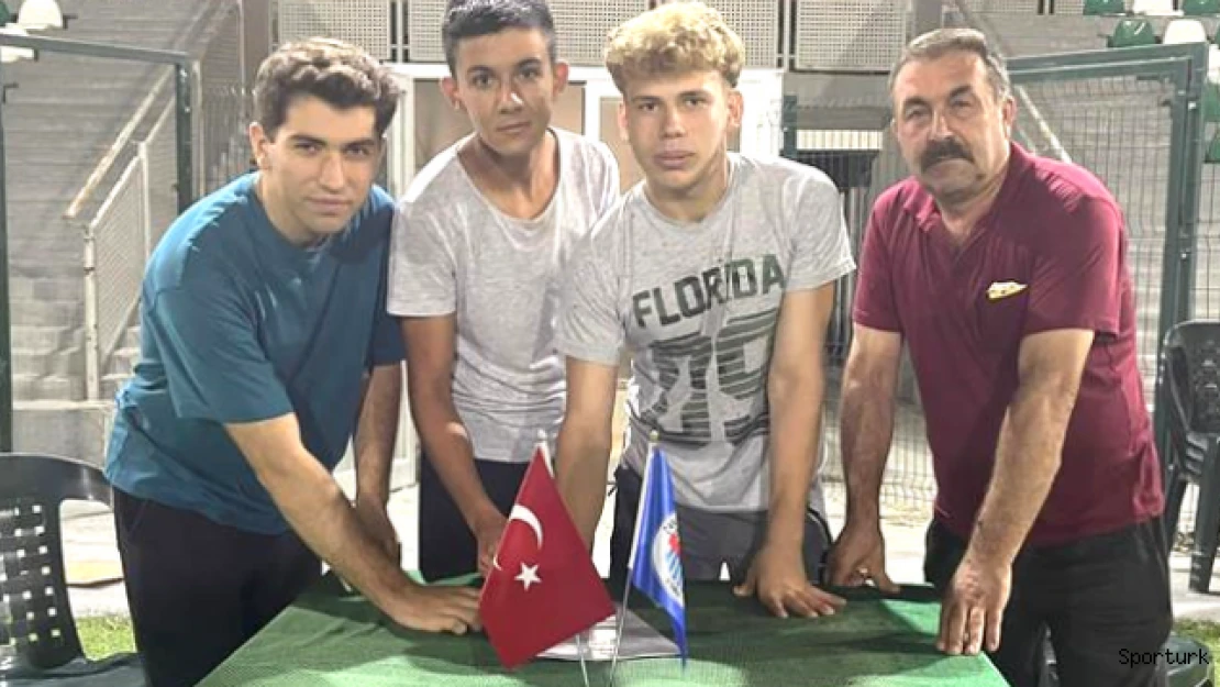 Çanakça'da gençler imzaladı