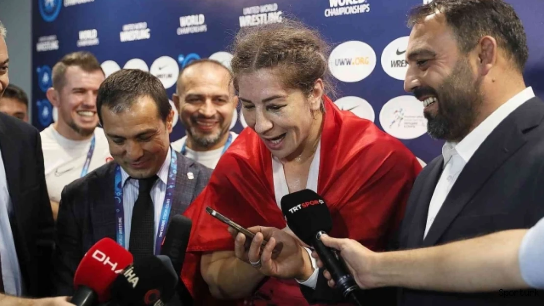 Cumhurbaşkanı Recep Tayyip Erdoğan'dan Yasemin Adar Yiğit'e tebrik telefonu
