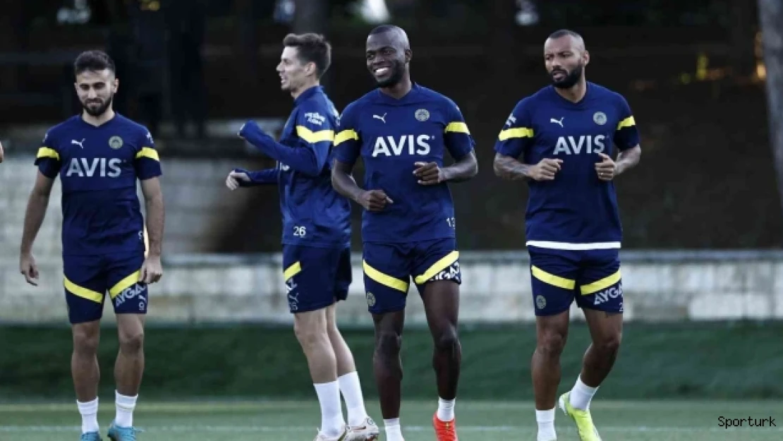 Fenerbahçe, Dinamo Kiev maçı hazırlıklarına başladı