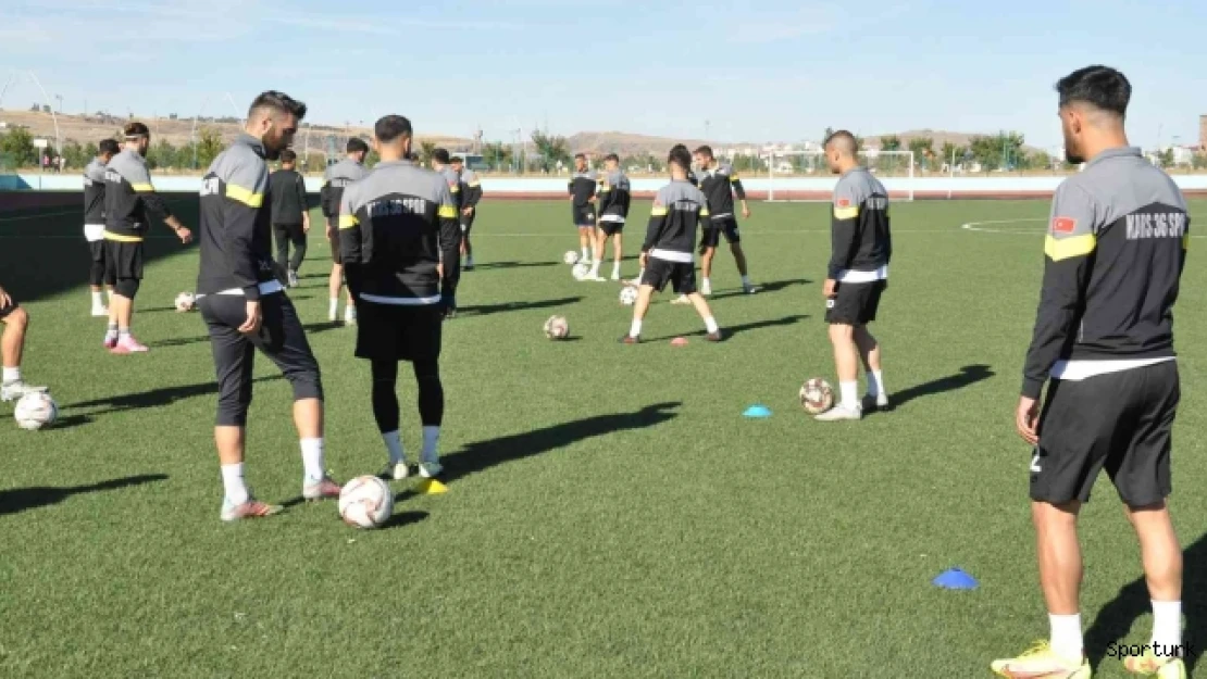 Kars 36 Spor Bayburt maçı hazırlıklarını sürdürüyor