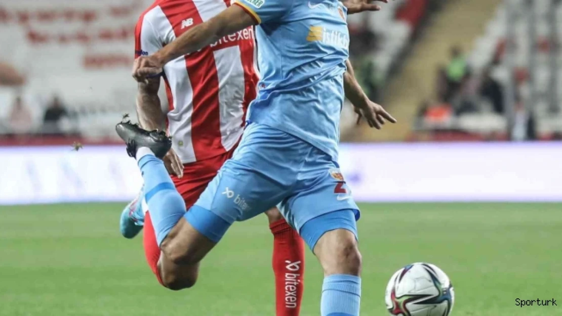 Kayserispor ile Antalyaspor 29. randevuda