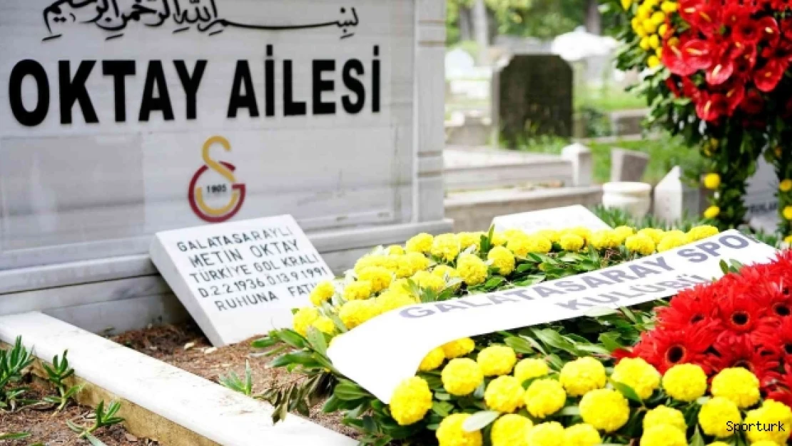 Metin Oktay mezarı başında anıldı
