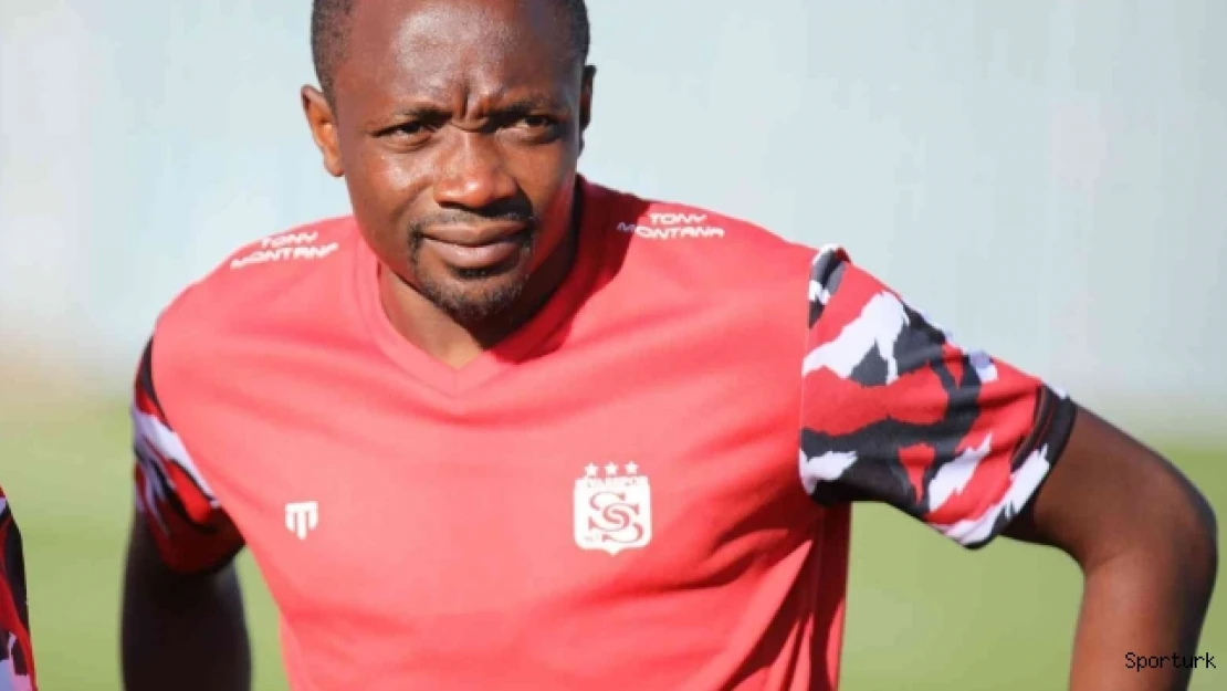 Sivasspor'un yeni transferi Ahmed Musa ilk idmanına çıktı