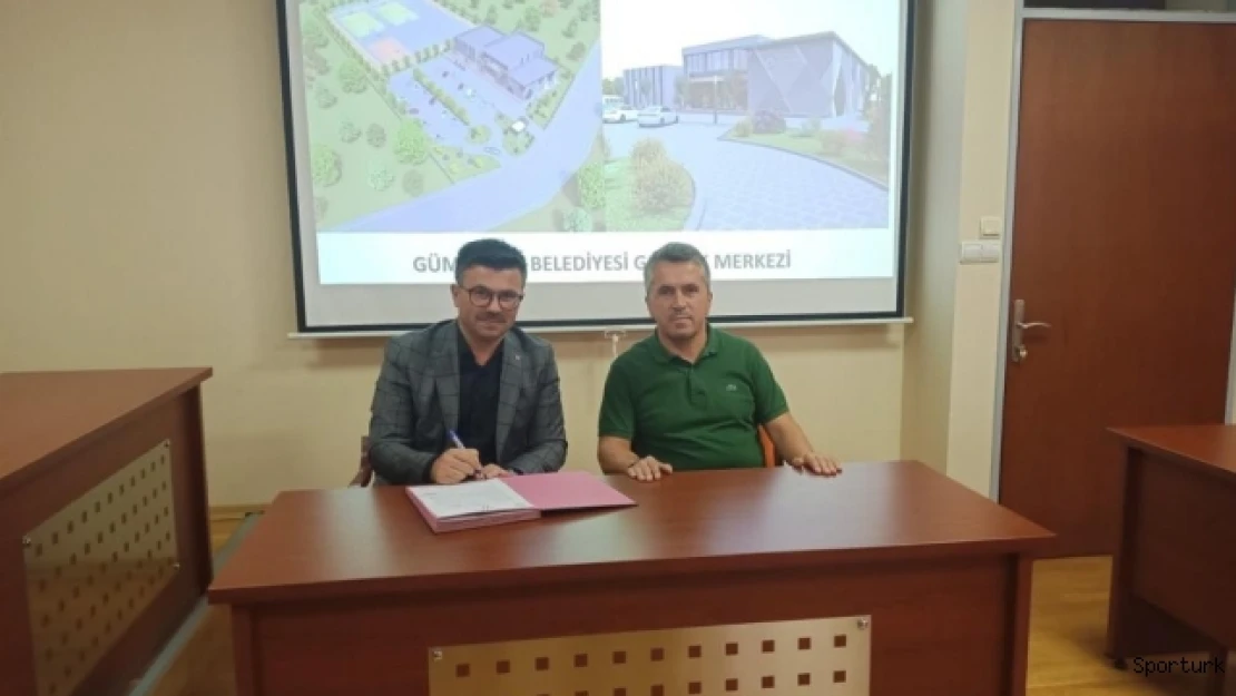 Spor alanı Gümüşova Belediyesine devredildi