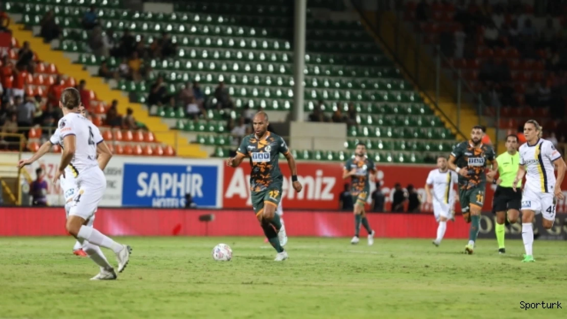 Spor Toto Süper Lig: Corendon Alanyaspor: 0 - MKE Ankaragücü: 0