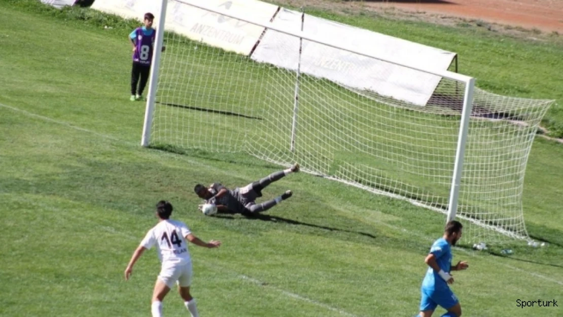 TFF 2. Lig Bayburt Özel İdarespor - Arnavutköy Belediyesi Gençlik Spor: 1-1