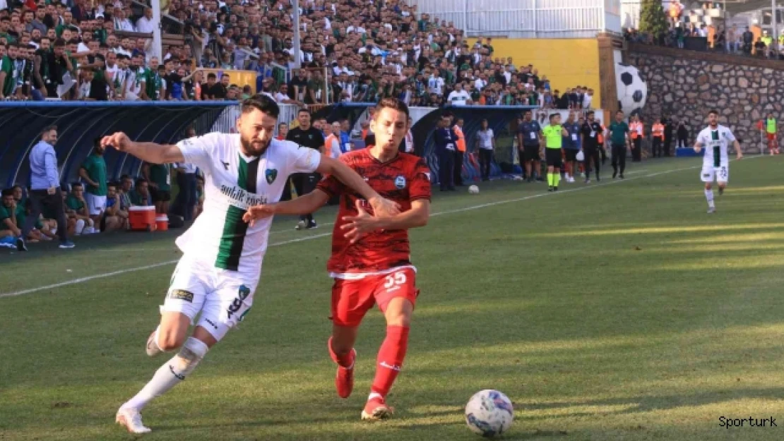 TFF 2. Lig: Kocaelispor: 0 - Serik Belediyespor: 0