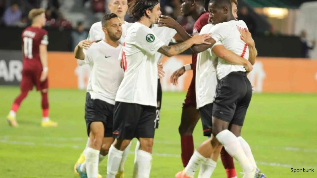 UEFA Avrupa Konferans Ligi: CFR Cluj: 0 - Sivasspor: 1